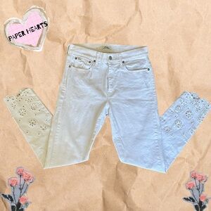 RARE 🦄 Polo Ralph Lauren Tompkins Mid Rise Skinny Crop Jeans w/ flower detailing